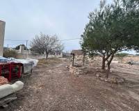 Resale - Country house - Novelda