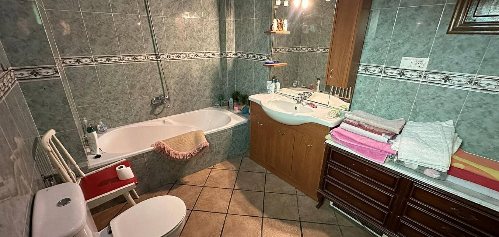 Resale - Country house - Novelda