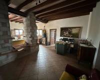 Resale - Country house - Novelda