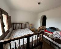 Resale - Country house - Novelda