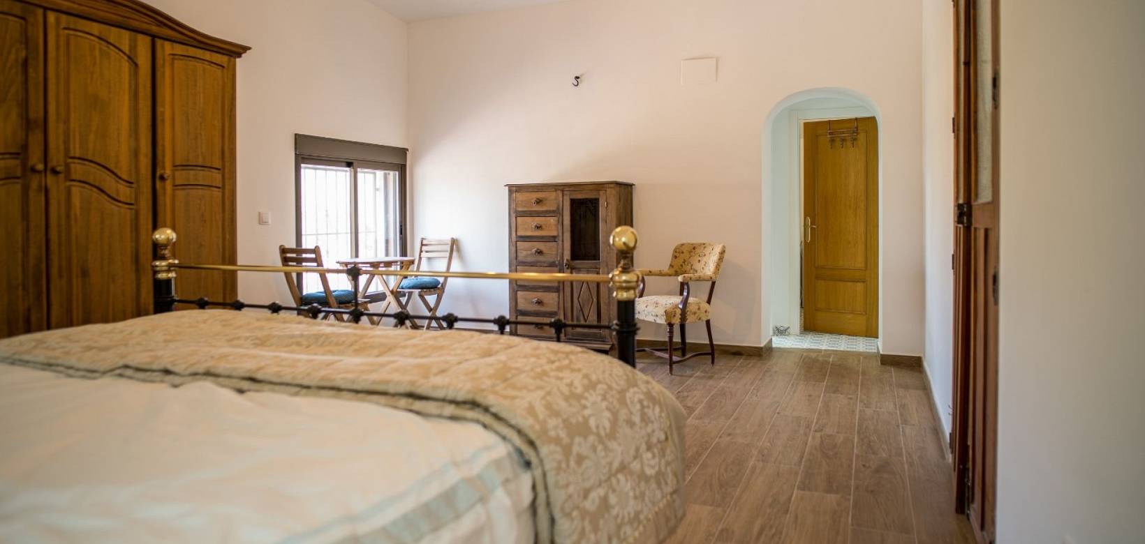 Resale - Country house - Pinoso