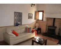 Resale - Country house - Raspay