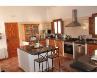 Resale - Country house - Raspay