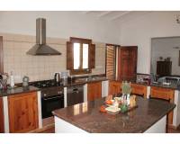 Resale - Country house - Raspay