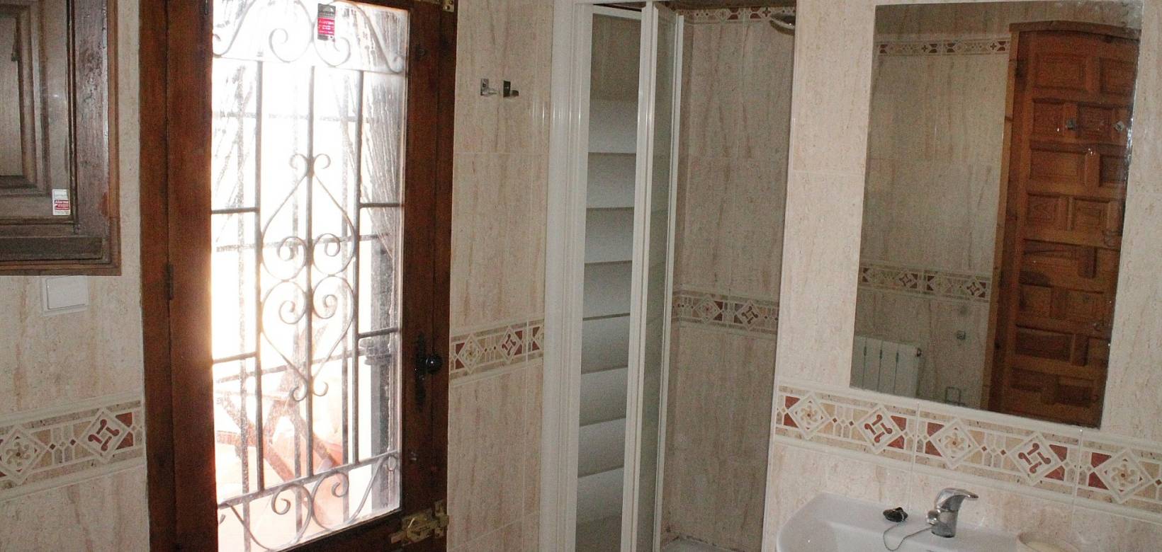 Resale - Country house - Raspay