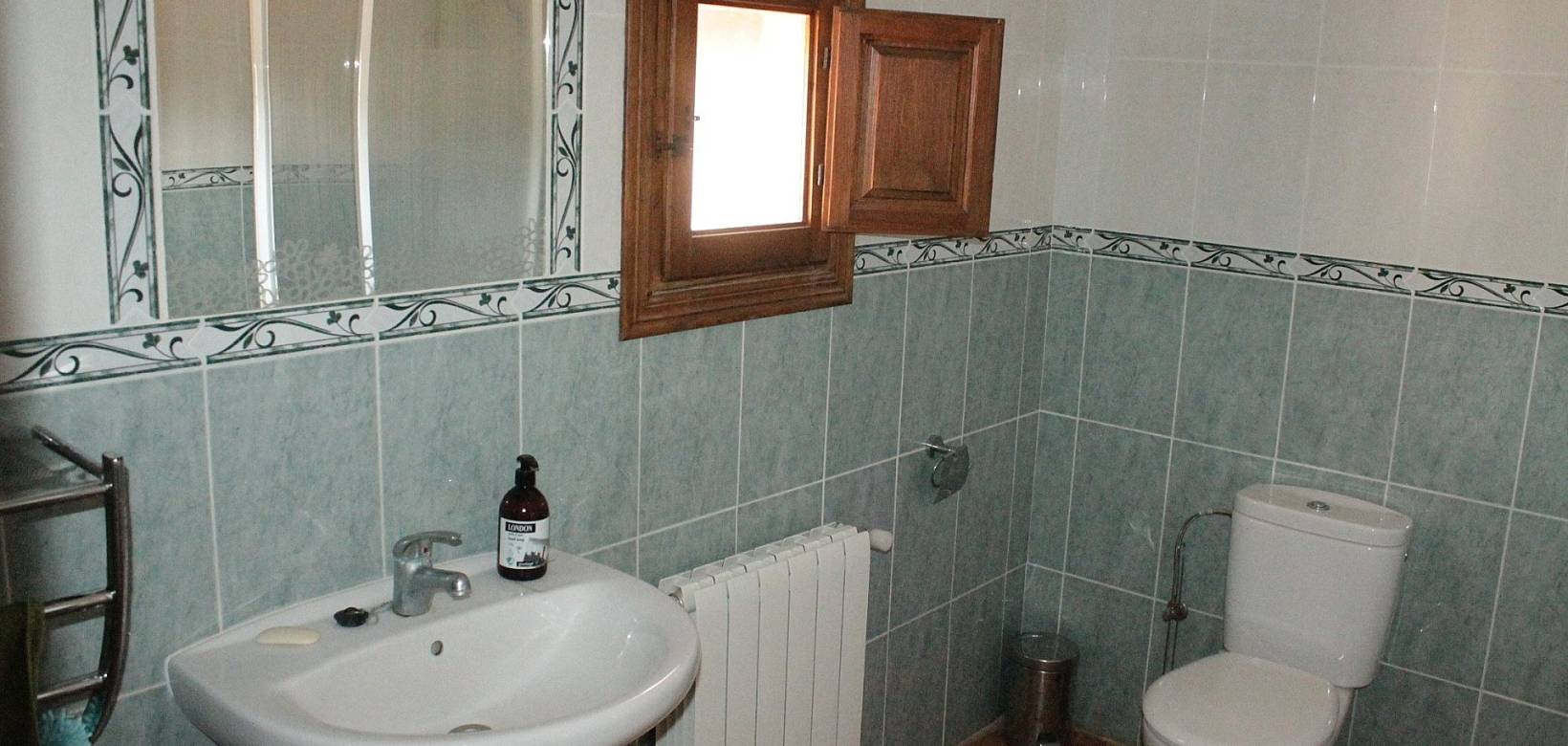 Resale - Country house - Raspay