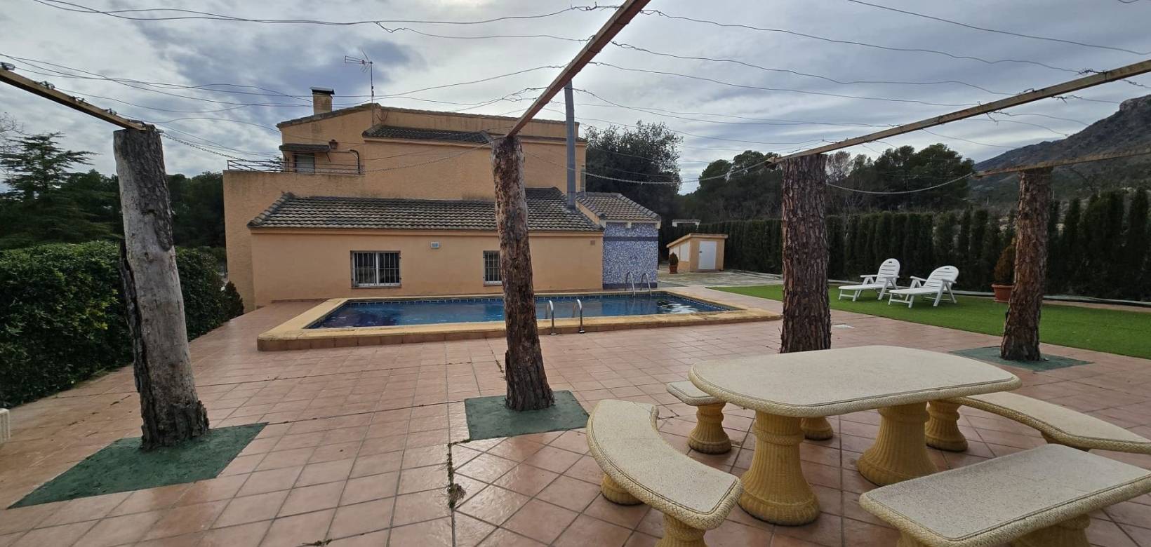 Resale - Country house - Salinas