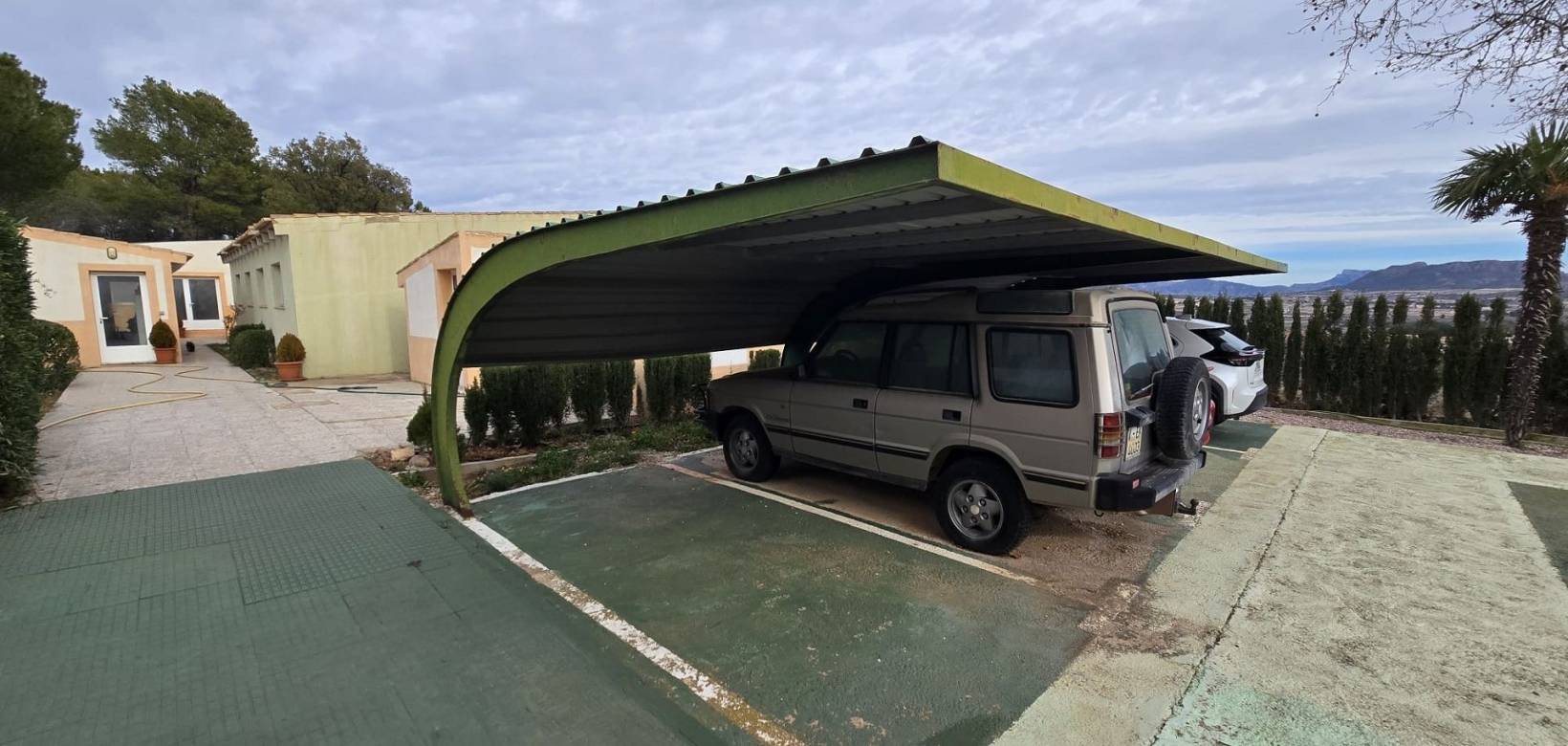 Resale - Country house - Salinas