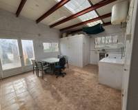 Resale - Country house - Salinas