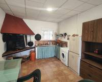 Resale - Country house - Yecla