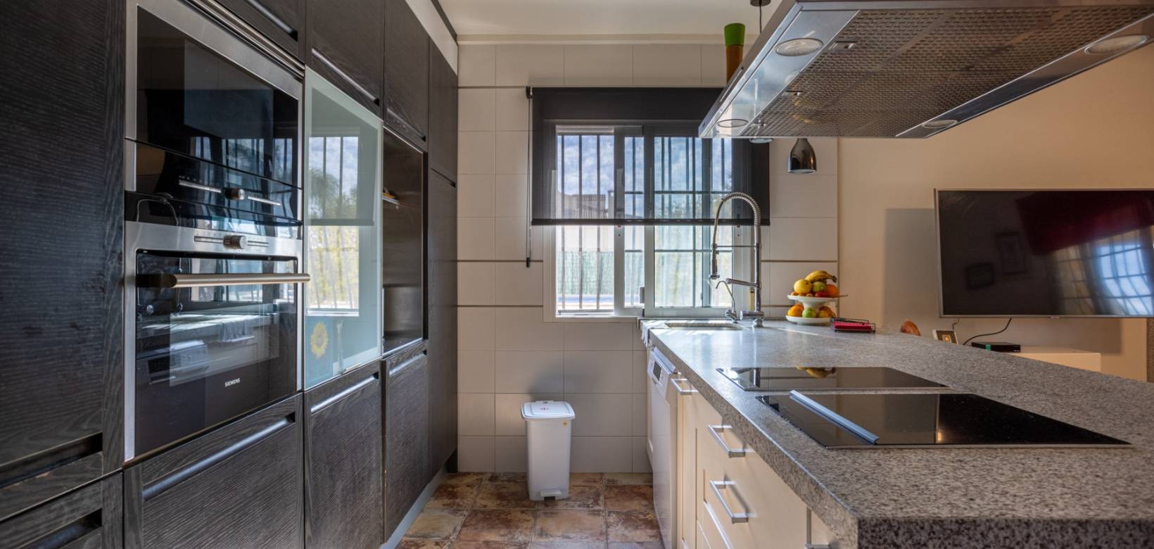Resale - Detached villa - Elche - La Hoya