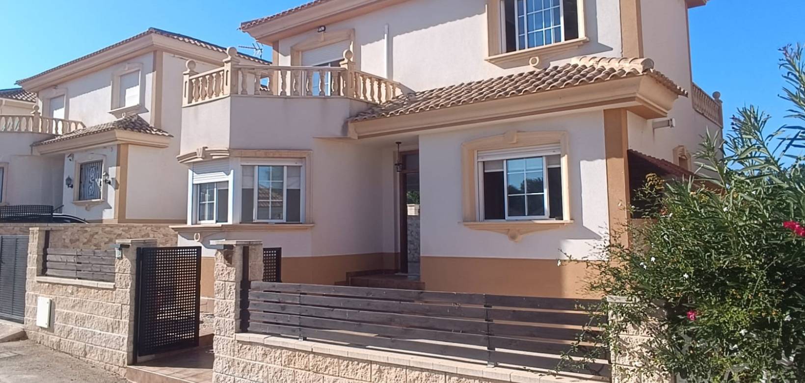 Resale - Detached villa - Fortuna