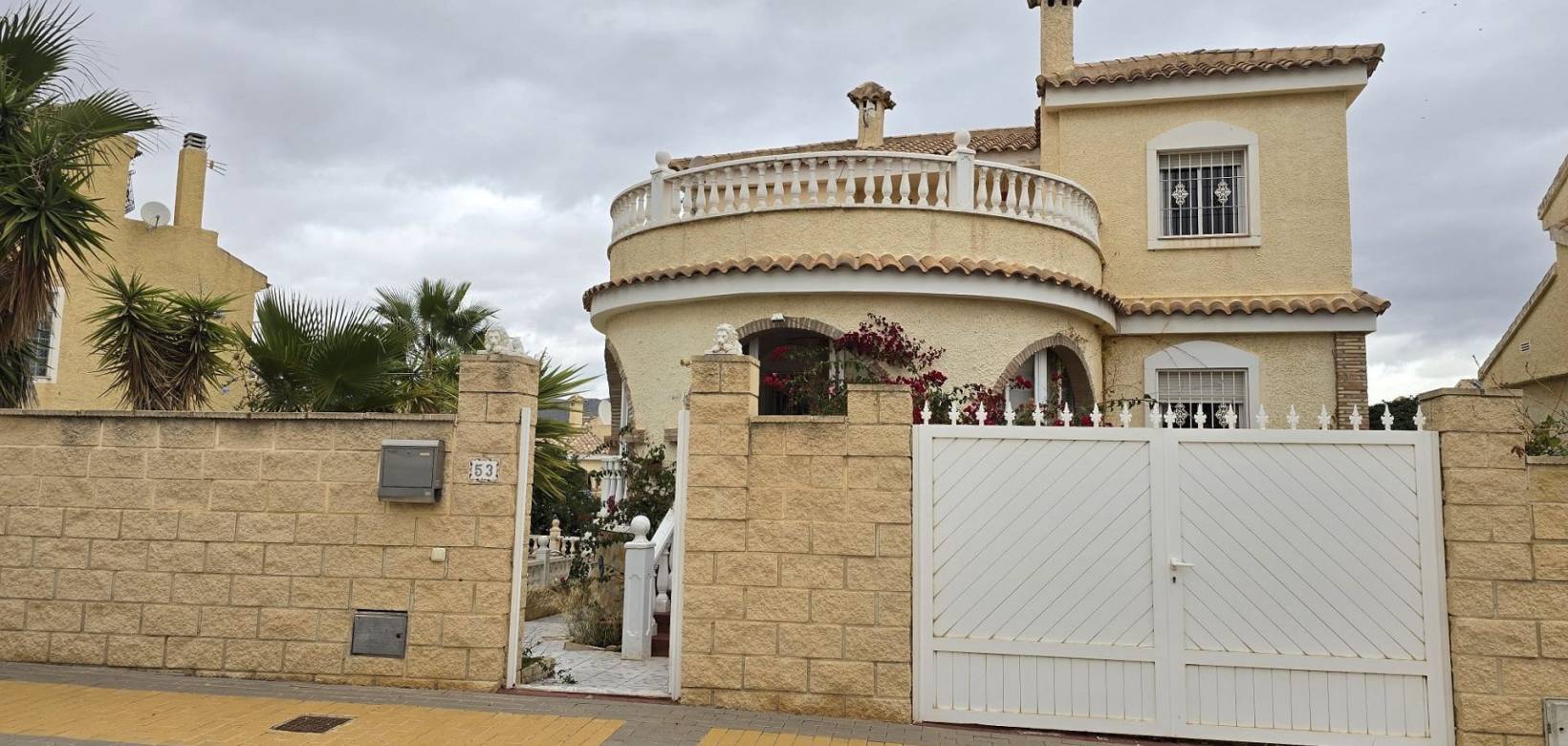 Resale - Detached villa - Monforte del Cid