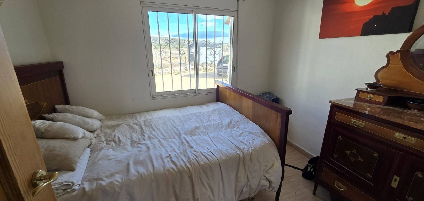 Resale - Detached villa - Monovar