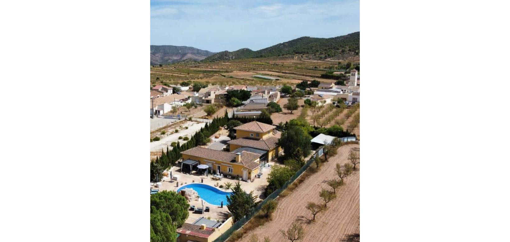 Resale - Detached villa - Pinoso