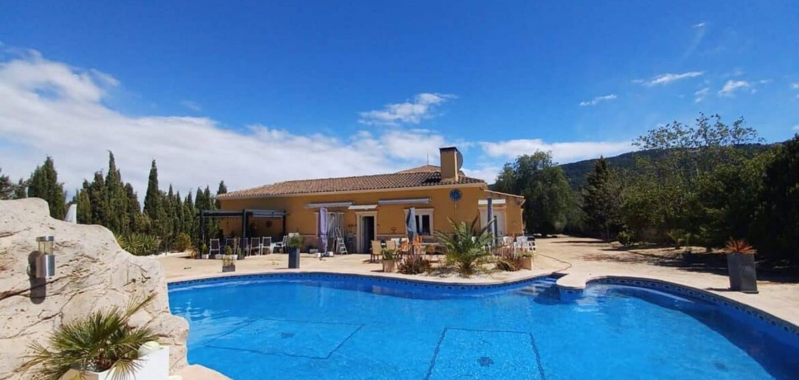 Resale - Detached villa - Pinoso