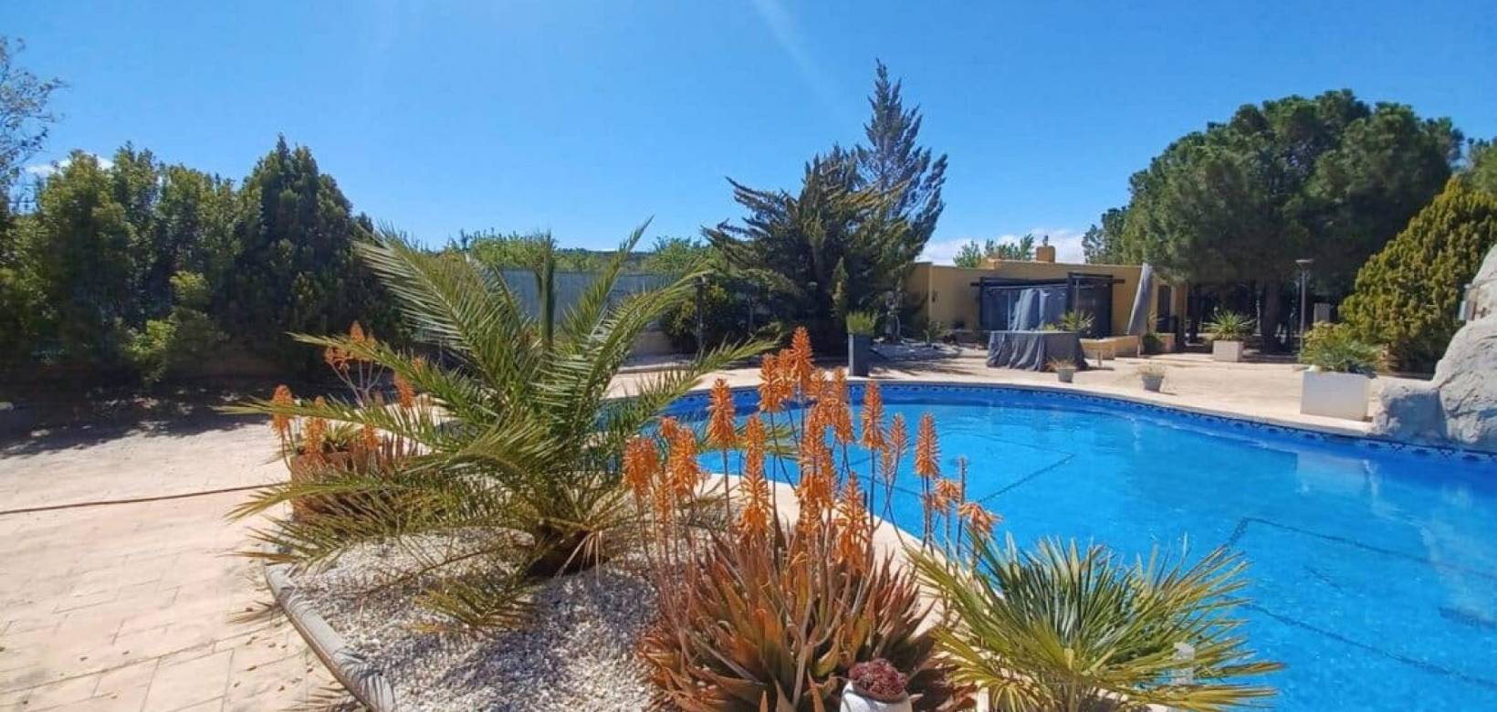 Resale - Detached villa - Pinoso