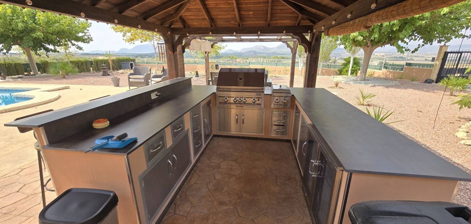 Resale - Detached villa - Sax