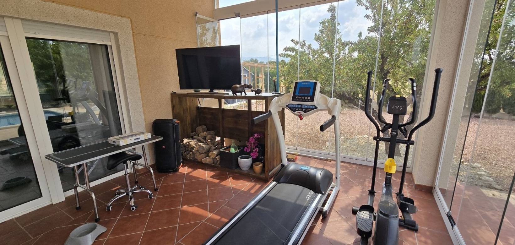 Resale - Detached villa - Sax