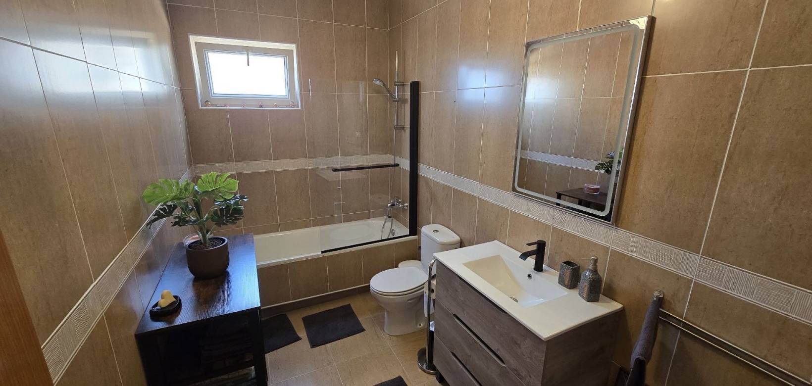 Resale - Detached villa - Sax