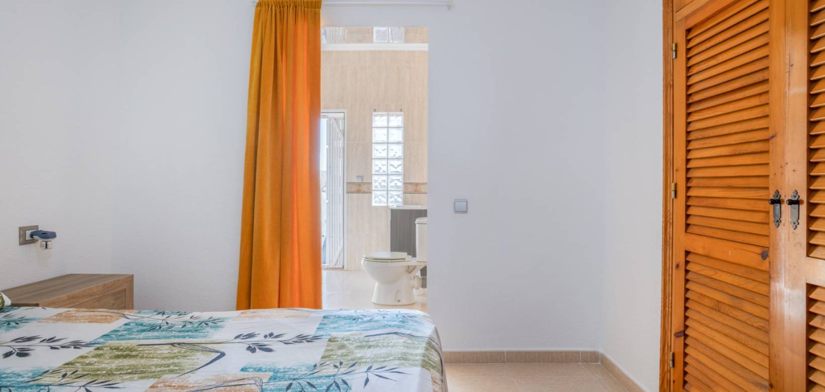 Resale - Detached villa - Torrevieja - Urbanización San Luis