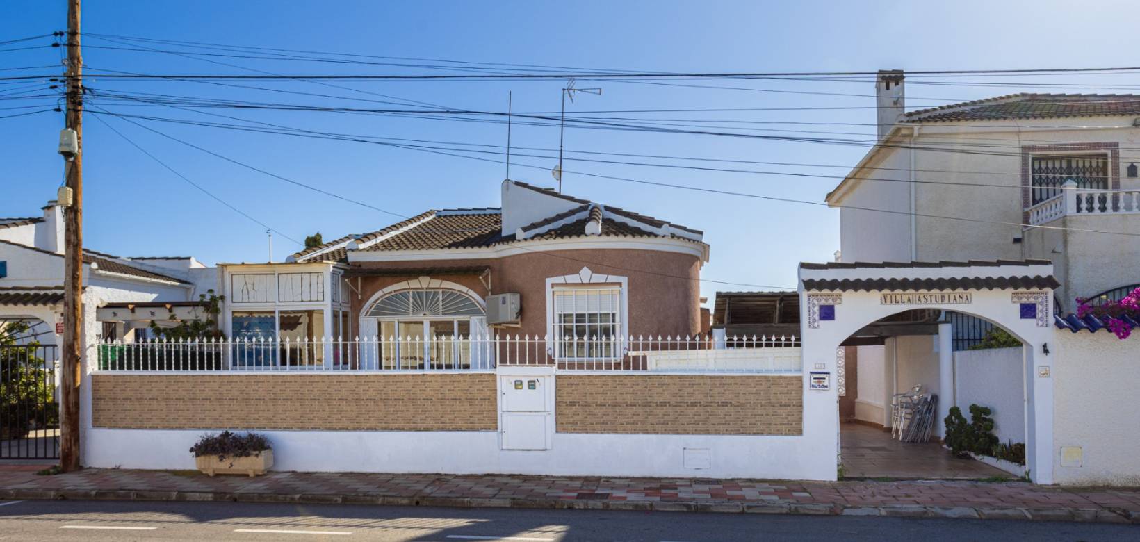 Resale - Detached villa - Torrevieja - Urbanización San Luis