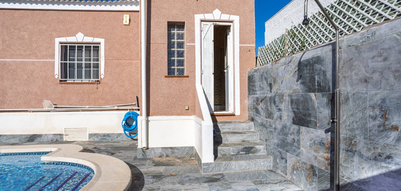 Resale - Detached villa - Torrevieja - Urbanización San Luis