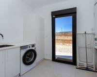 Resale - Finca / Country Property - Pinoso - Campo