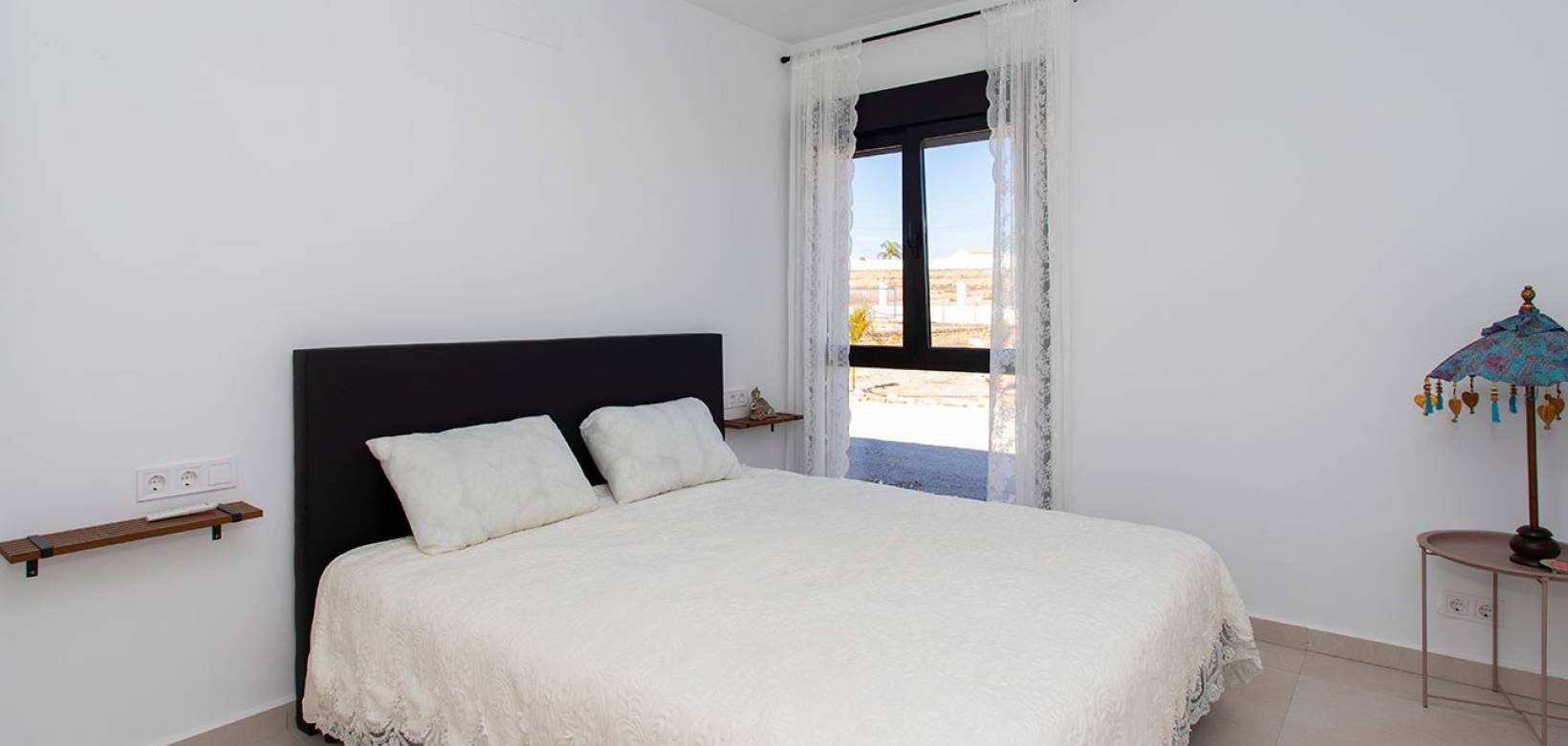 Resale - Finca / Country Property - Pinoso - Campo