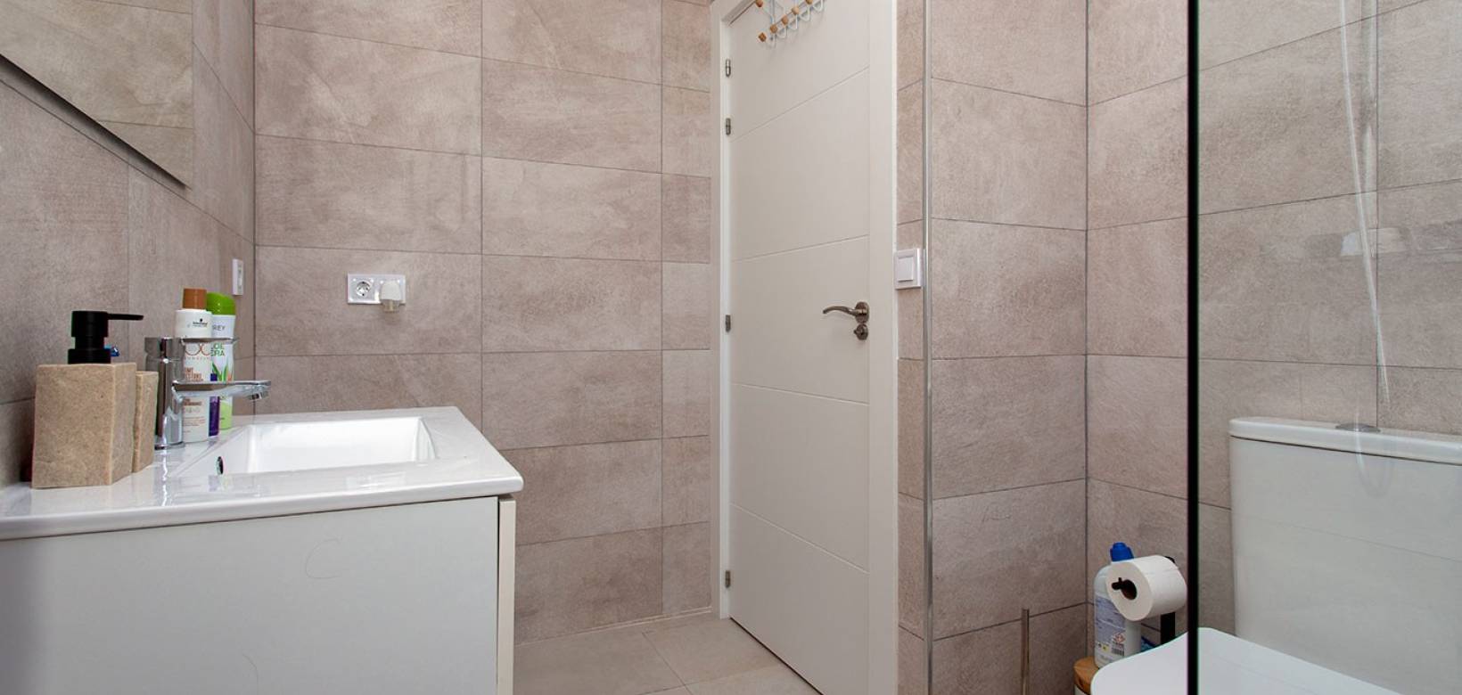 Resale - Finca / Country Property - Pinoso - Campo