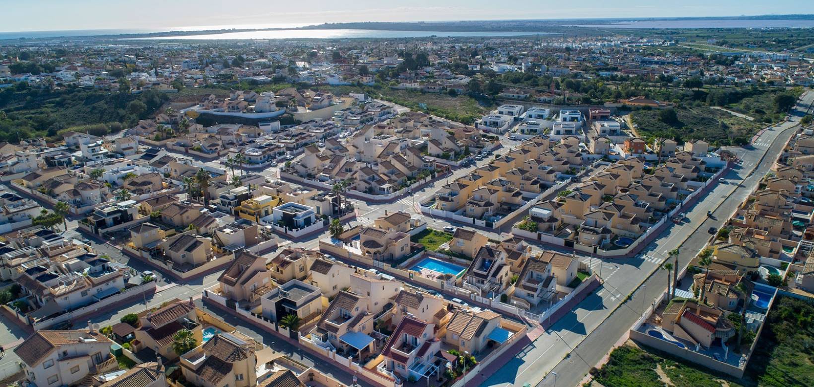 Resale - Finca / Country Property - Rojales - Pueblo