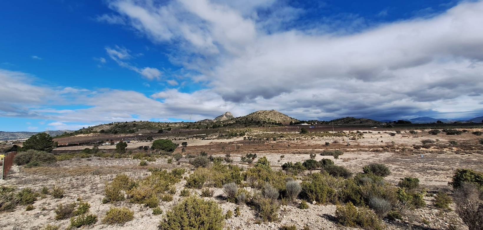 Resale - Grond - Salinas