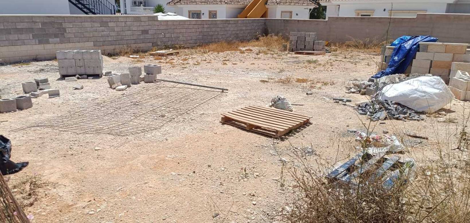 Resale - Land and Plots - Fortuna - El Reloj