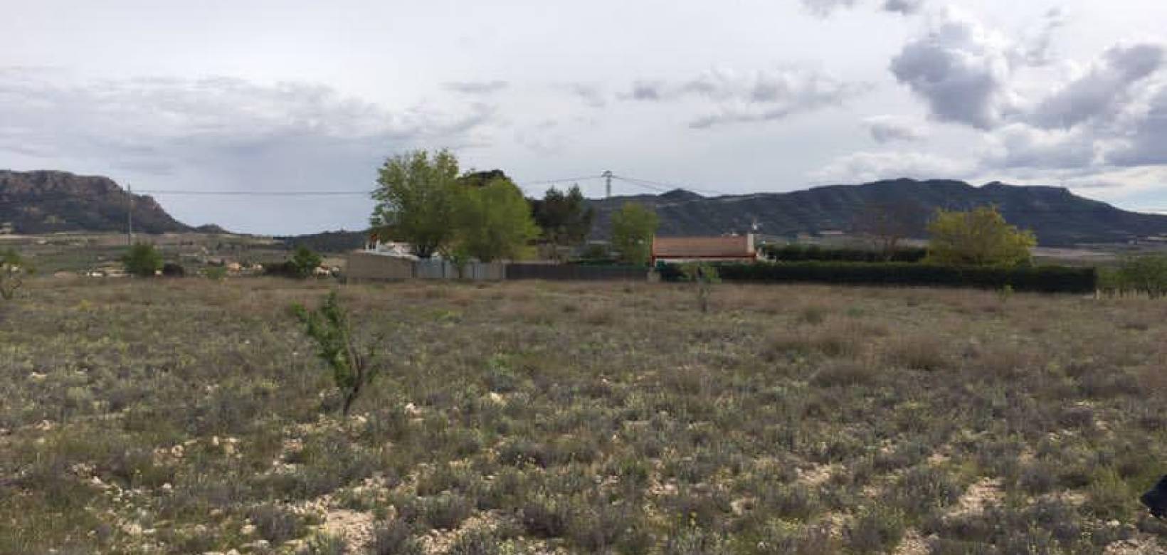 Resale - Plot / Land - Salinas