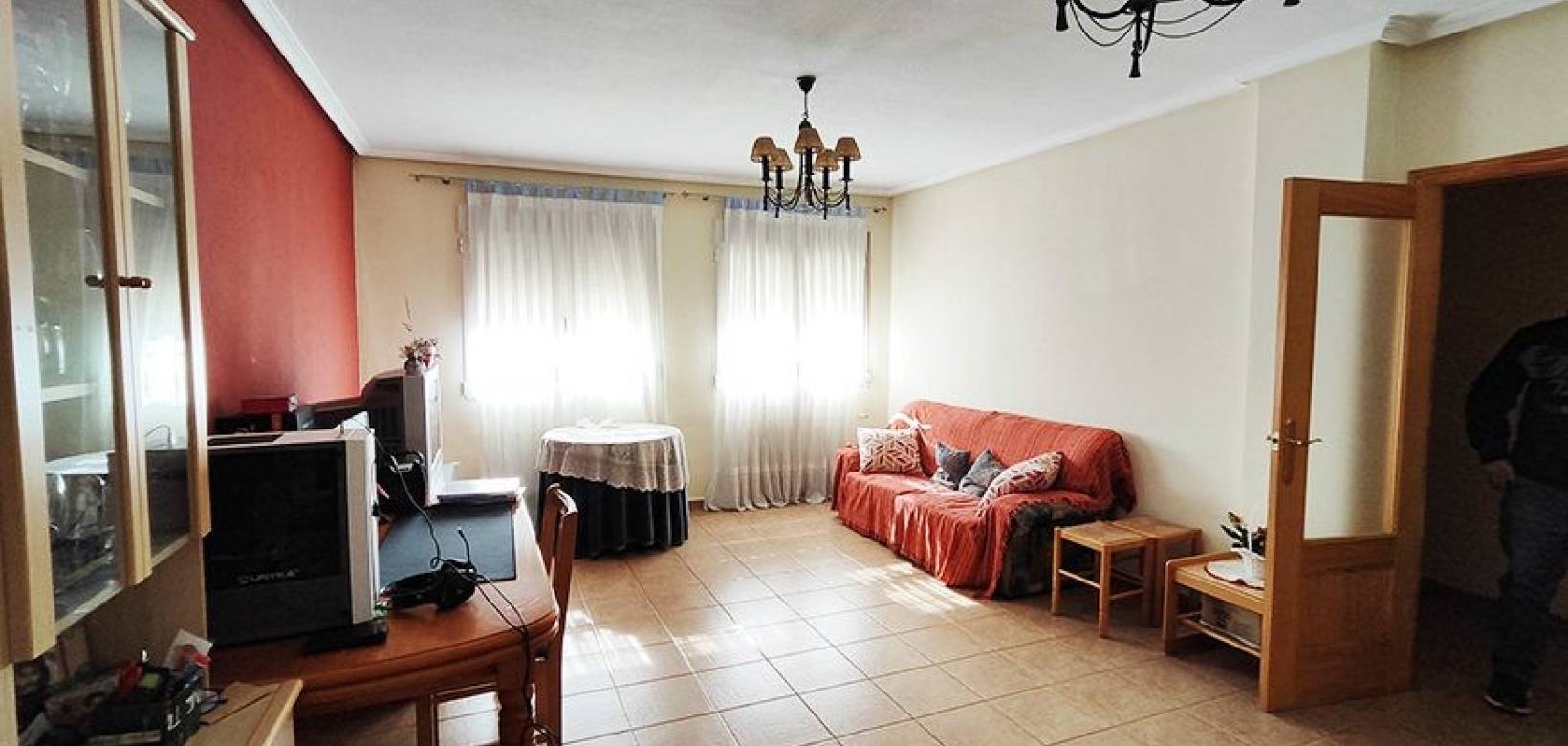 Resale - Semi Detached Villa - Algueña