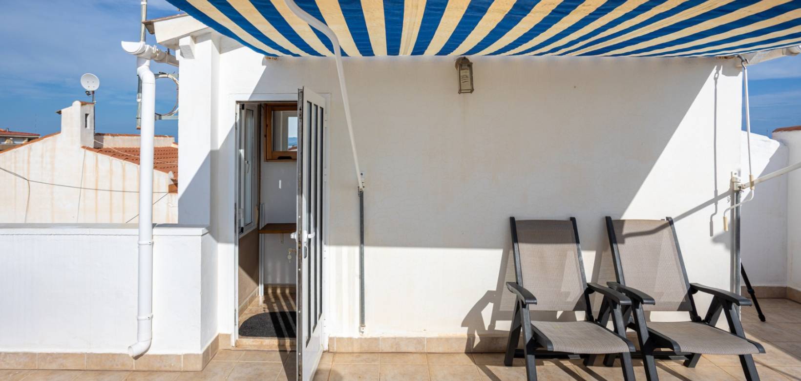 Resale - Terraced house / Townhouse - Torrevieja - La Siesta