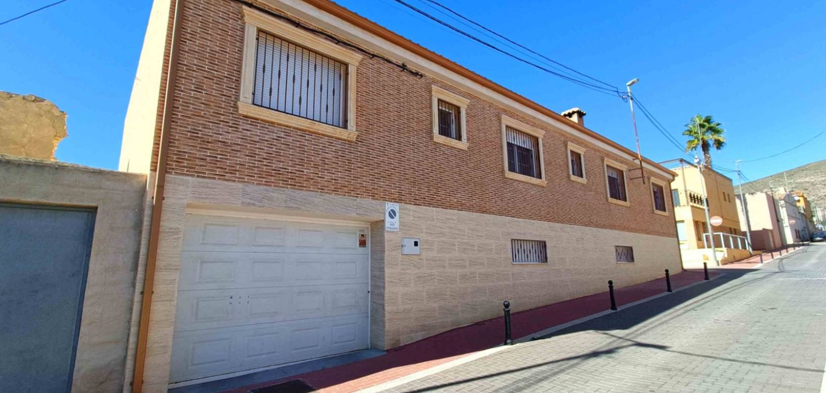 Resale - Town house - Hondón de los Frailes