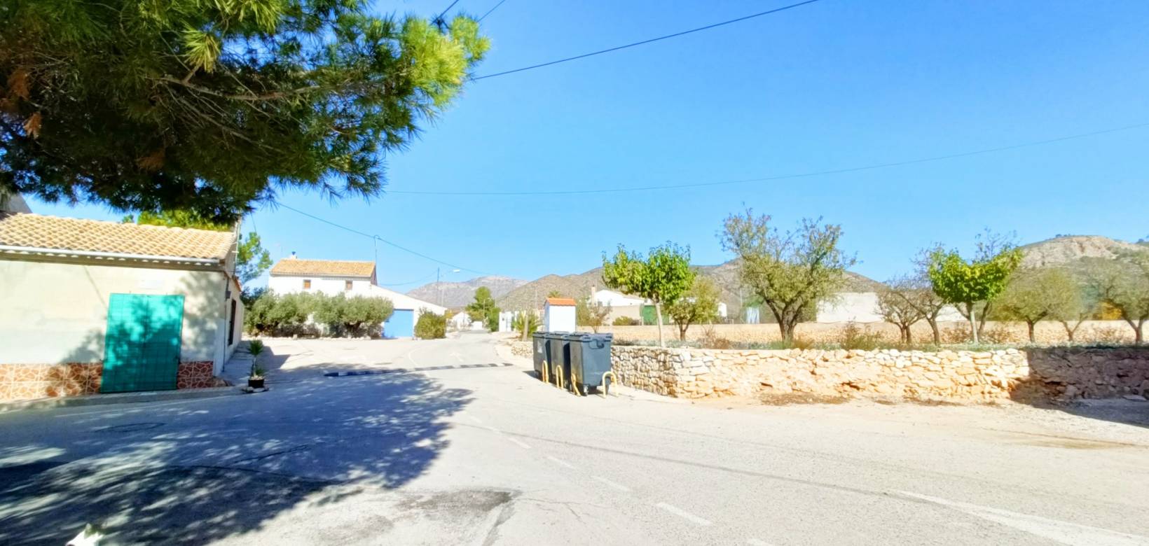 Resale - Town house - Hondón de los Frailes