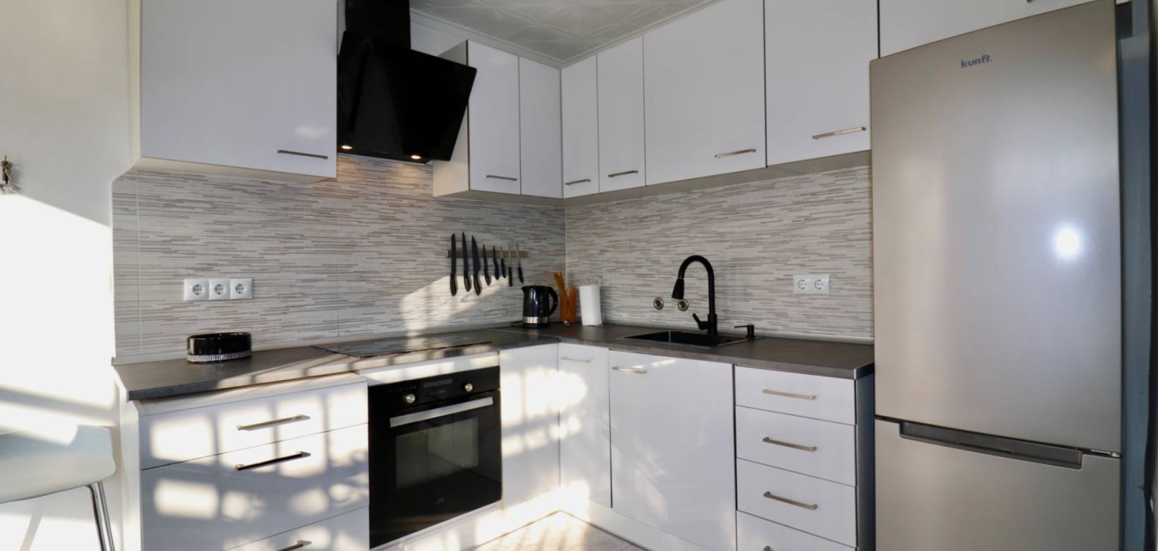 Resale - Town house - Torrevieja - La Siesta - San Luis