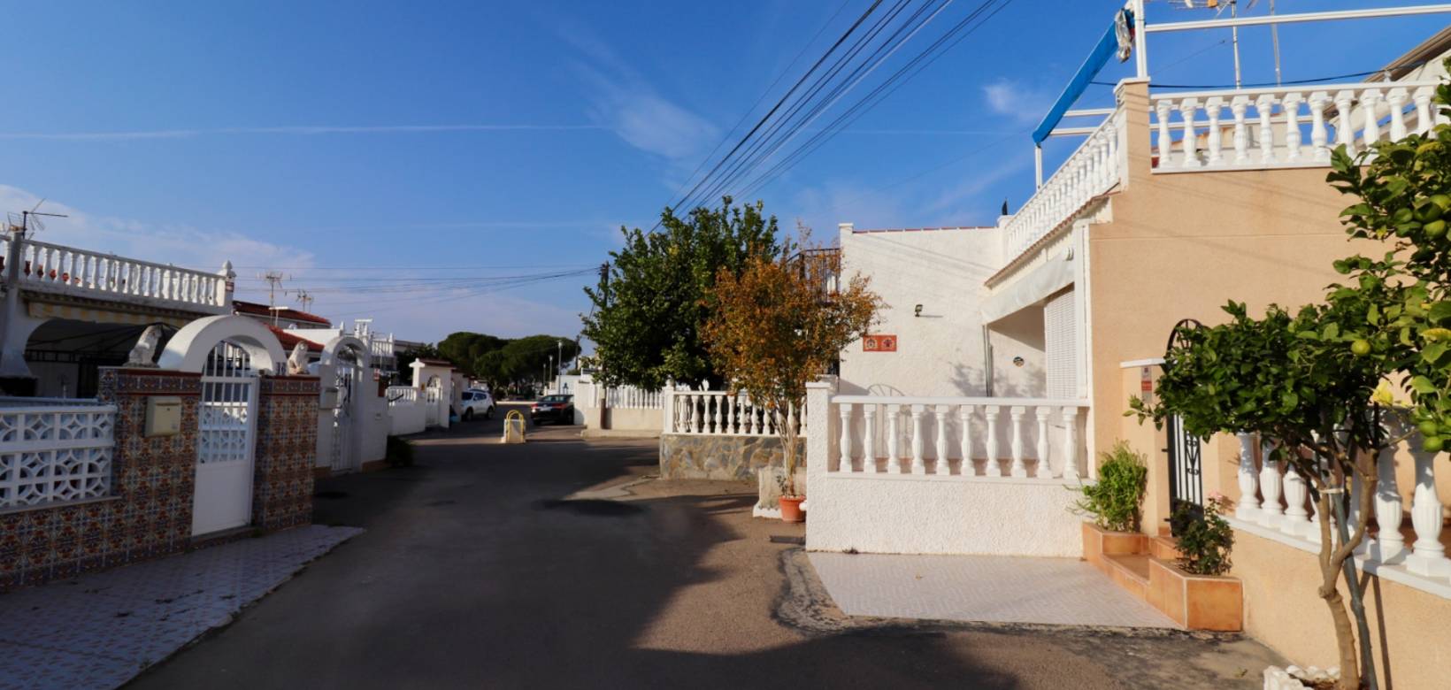 Resale - Town house - Torrevieja - La Siesta - San Luis