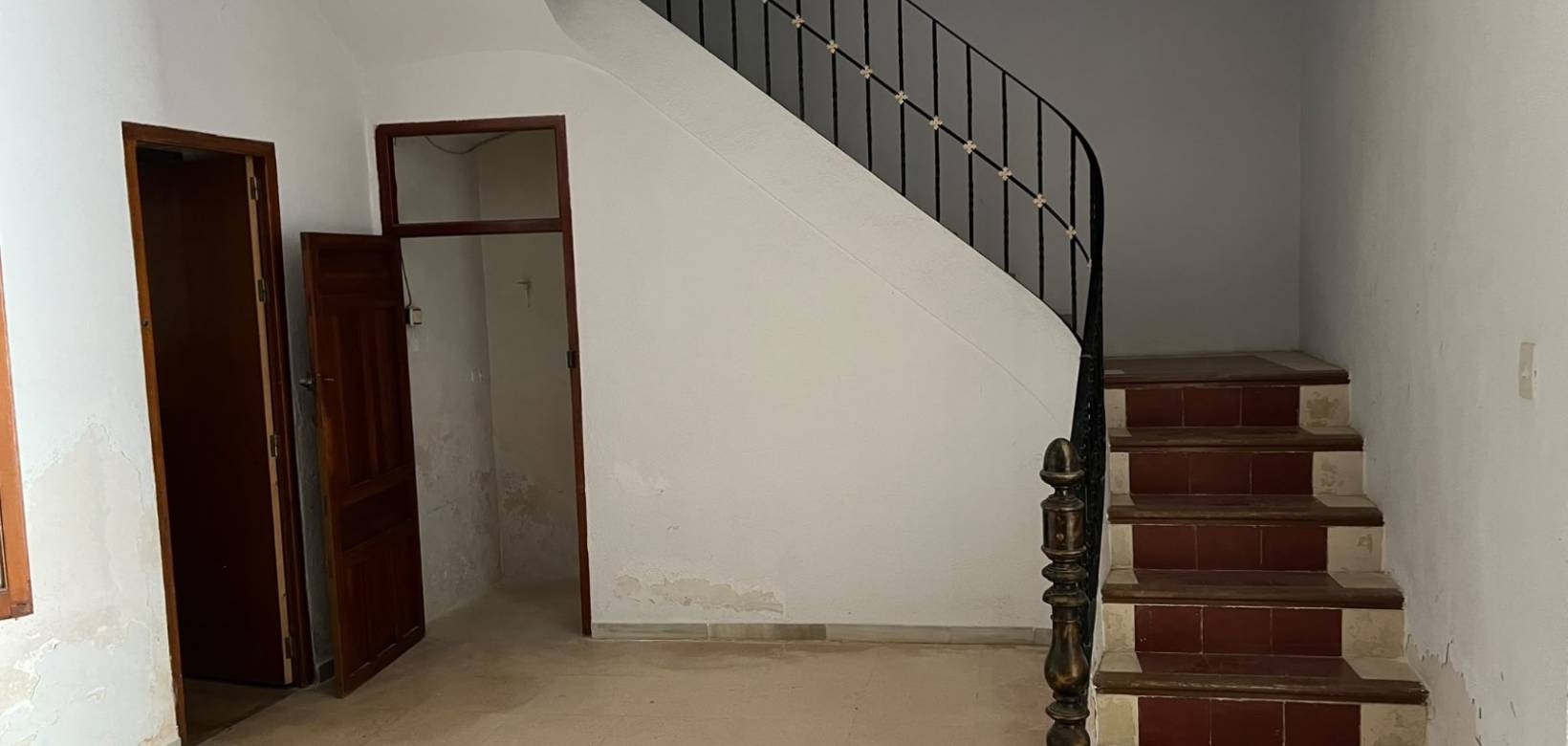 Resale - Townhouse - Barinas
