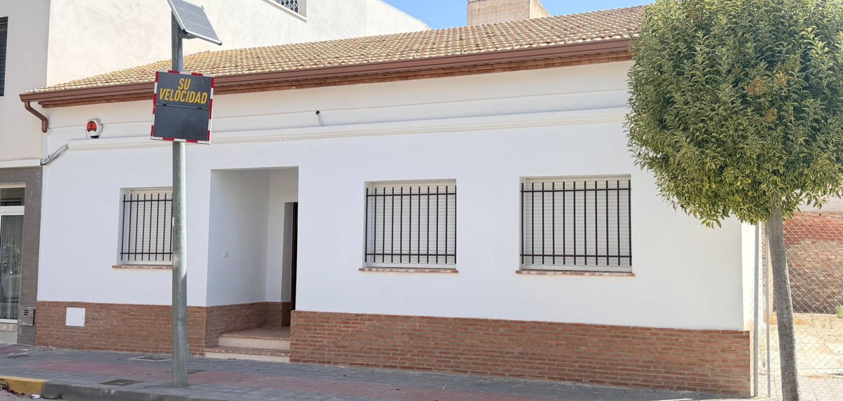 Resale - Townhouse - Catral