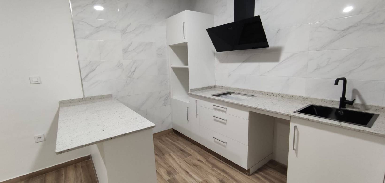 Resale - Townhouse - Petrer