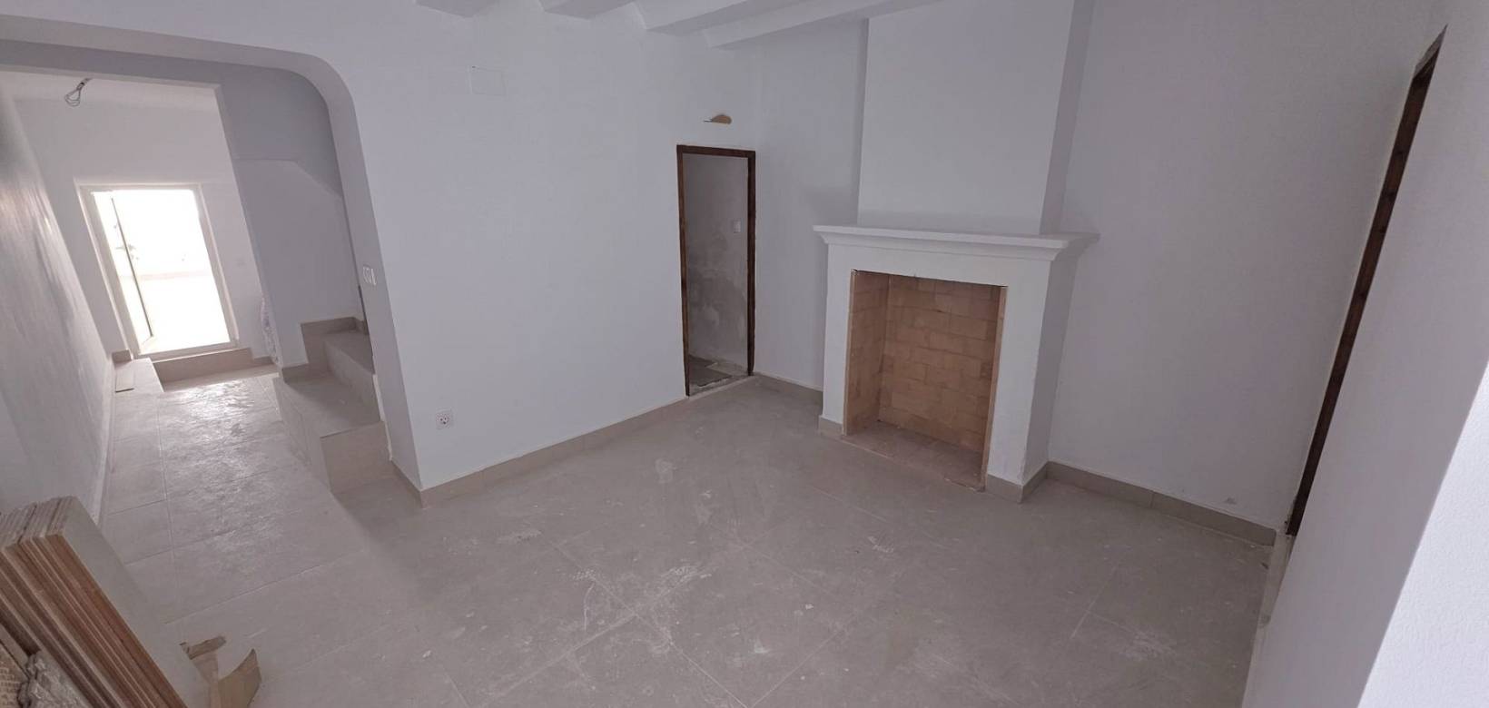 Resale - Townhouse - Pinoso - El Pinós / Pinoso