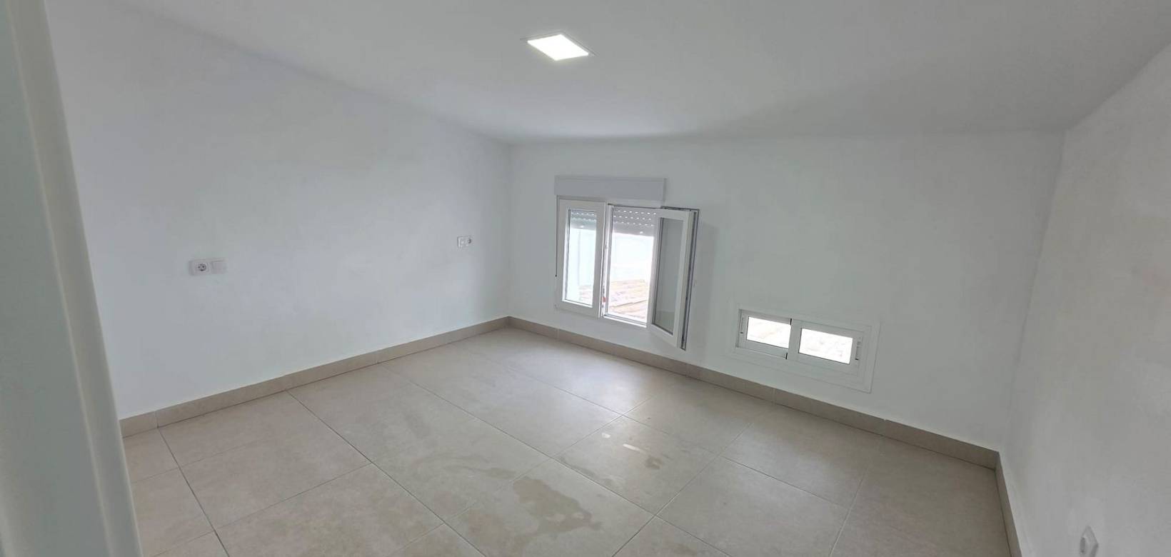 Resale - Townhouse - Pinoso - El Pinós / Pinoso