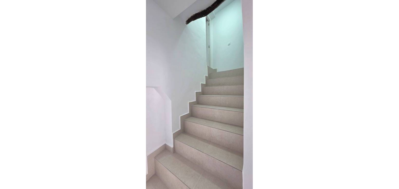 Resale - Townhouse - Pinoso - El Pinós / Pinoso