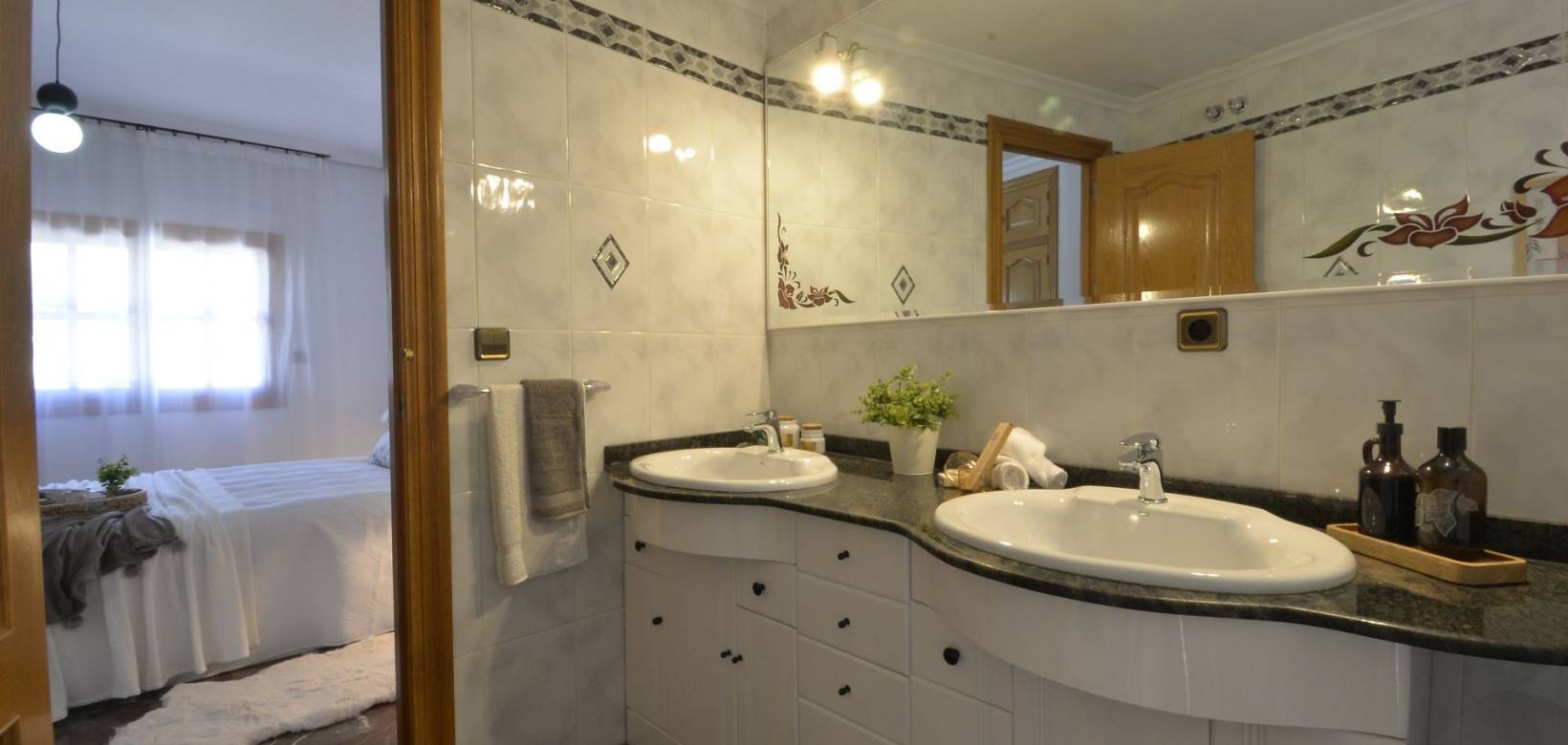 Resale - Townhouse - Sax