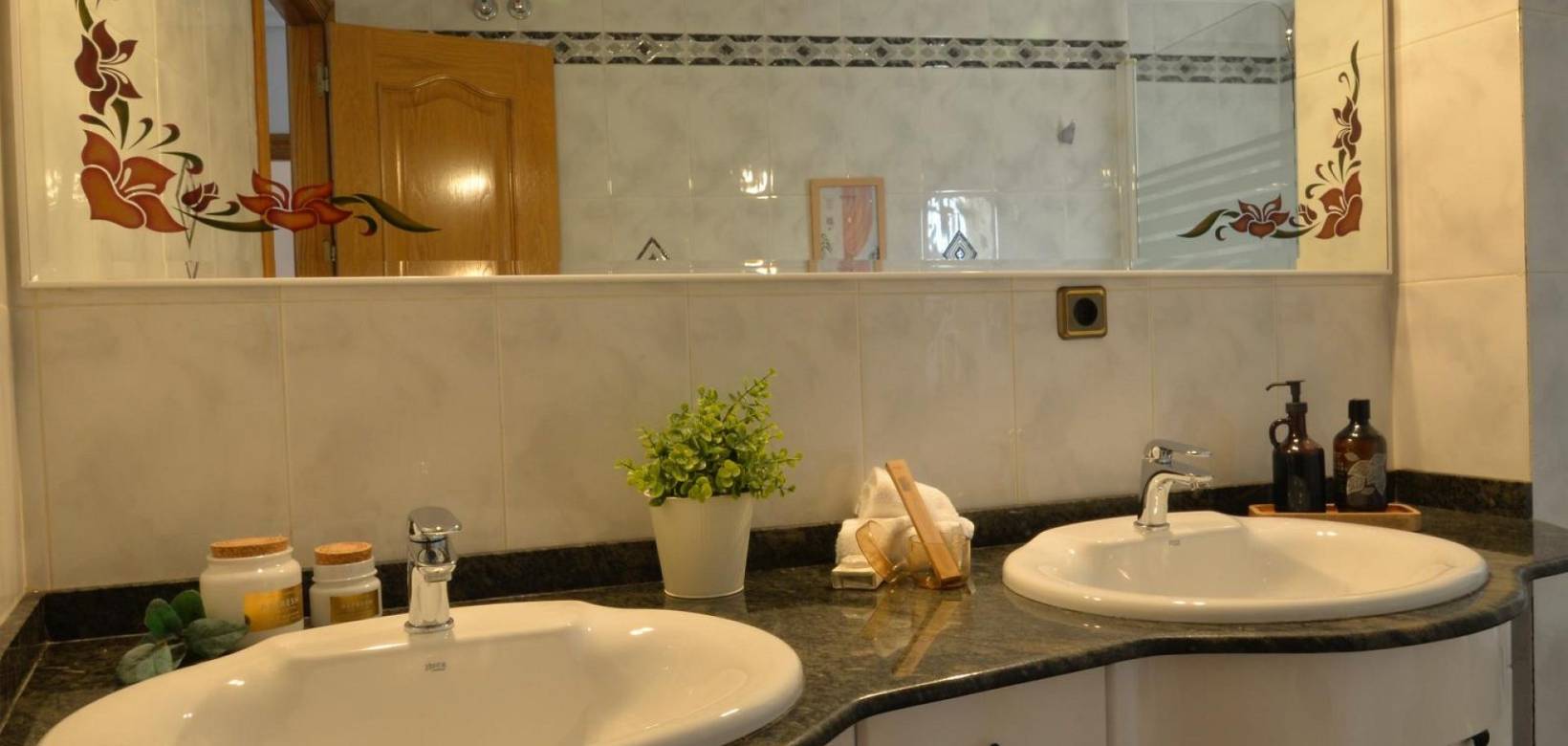 Resale - Townhouse - Sax