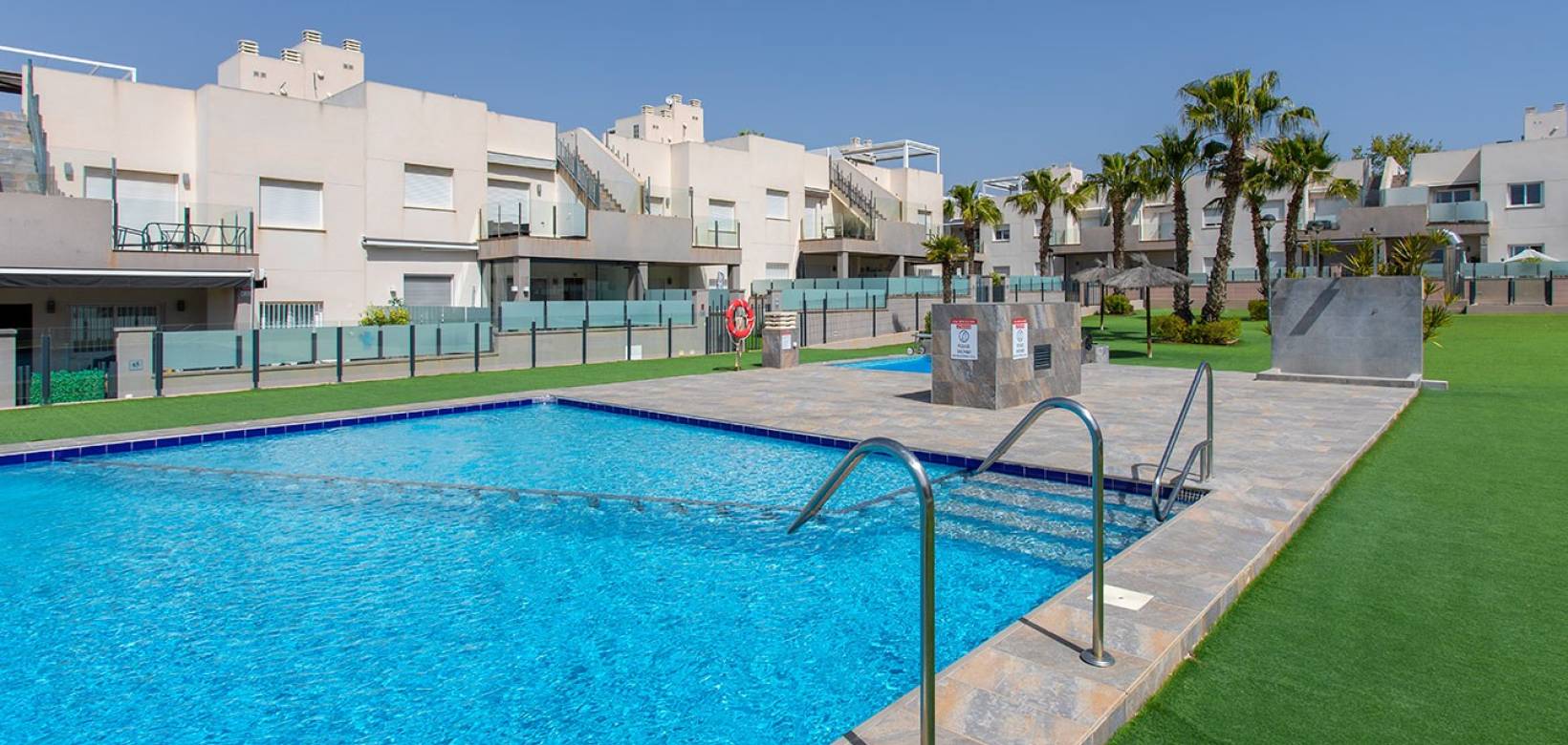 Resale - Townhouse - Torrevieja - Aguas Nuevas