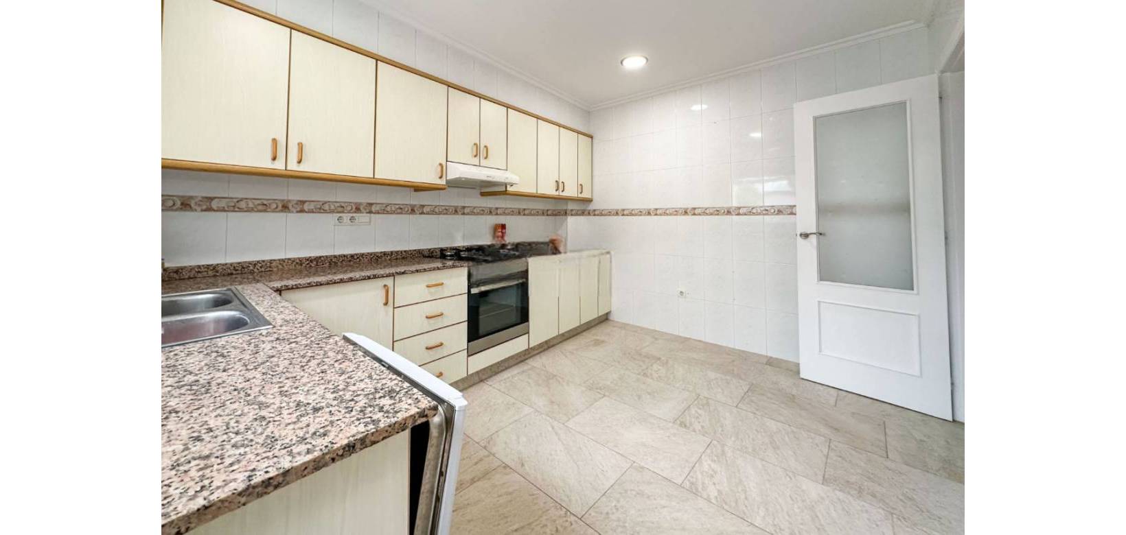 Resale - Townhouses  - Hondón de las Nieves